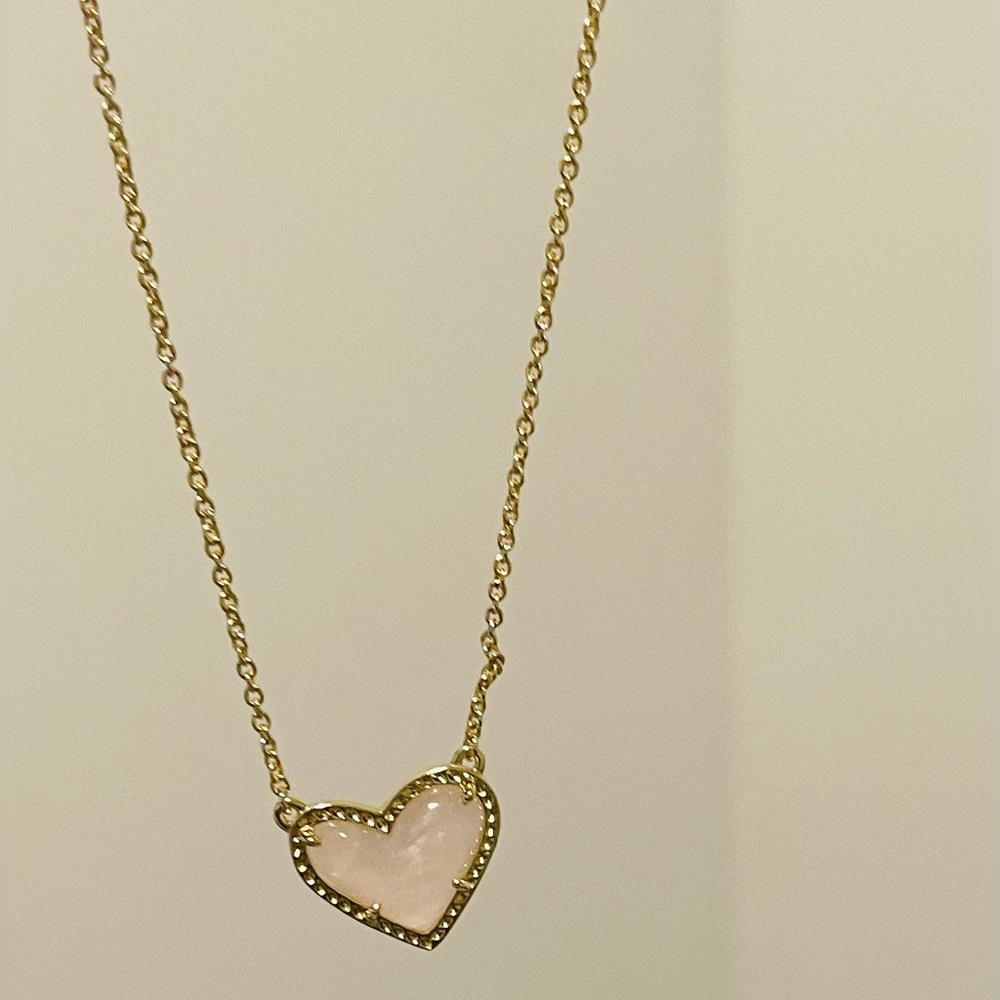 Kendra Scott Gold Heart Pendant Necklace